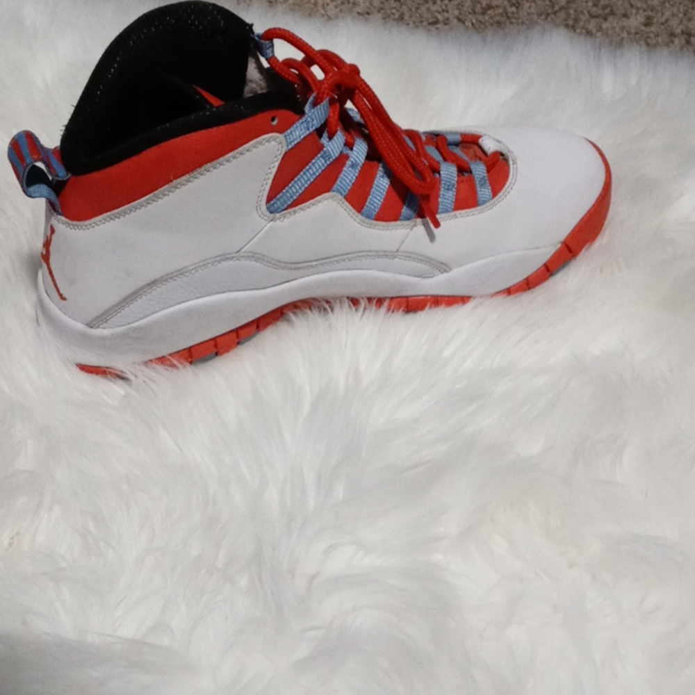 Shoes - Picture 15 of 16